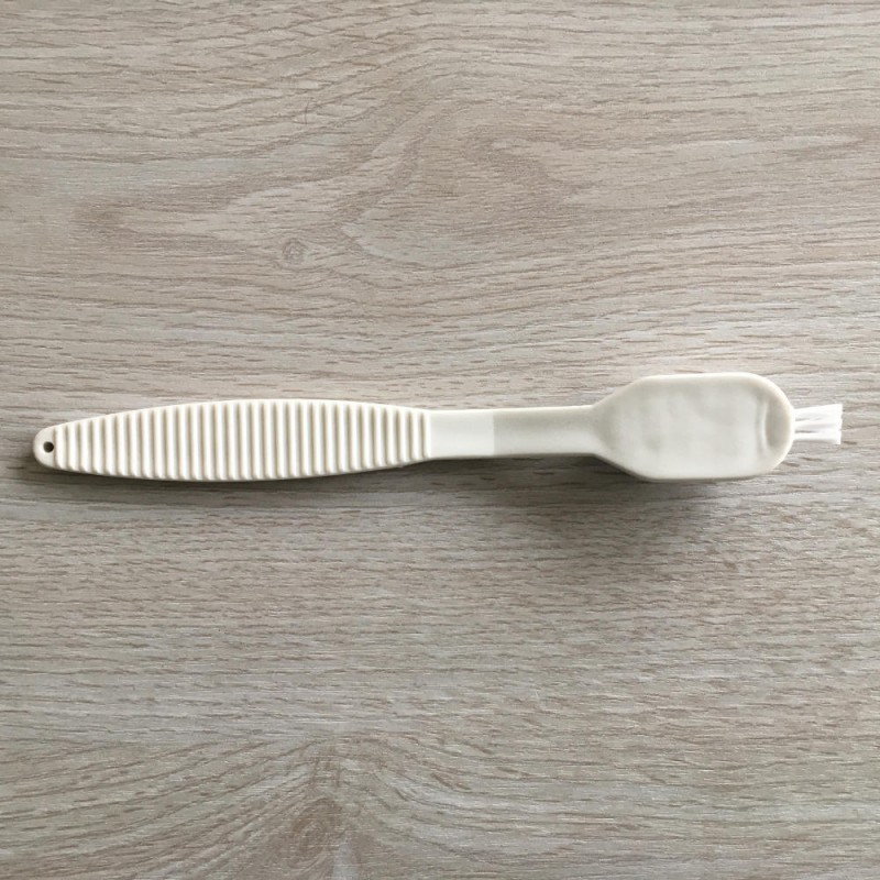 Petite brosse de nettoyage